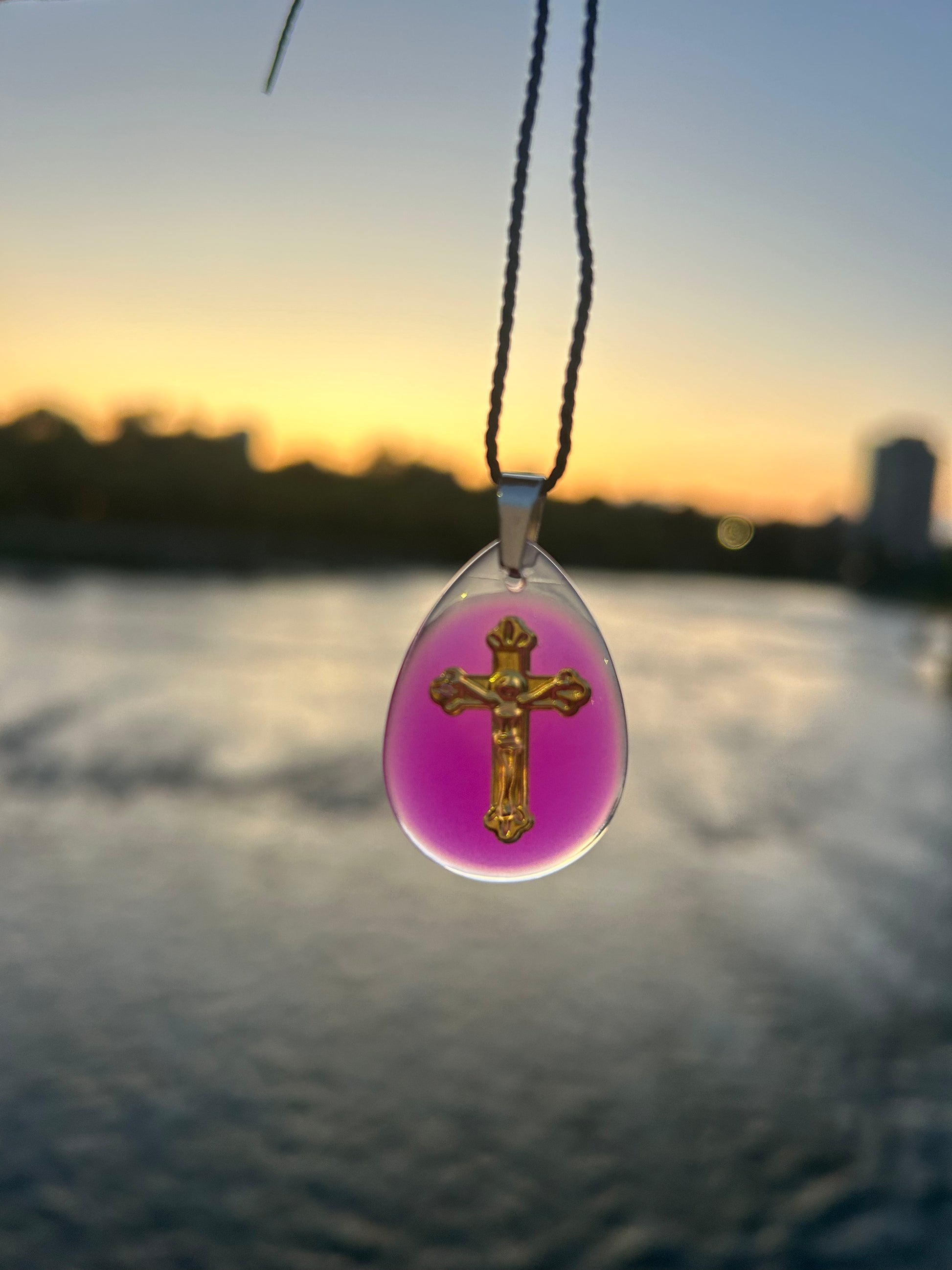 Christalia: Luminous Purple pendant